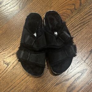 Cozy Black berkenstock